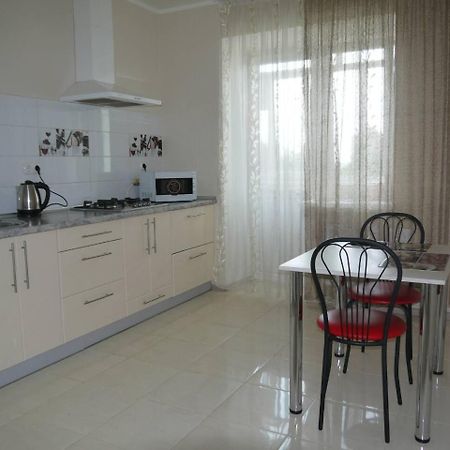 Хмельницьке Шосе 122А Apartment วินนิตซา ภายนอก รูปภาพ